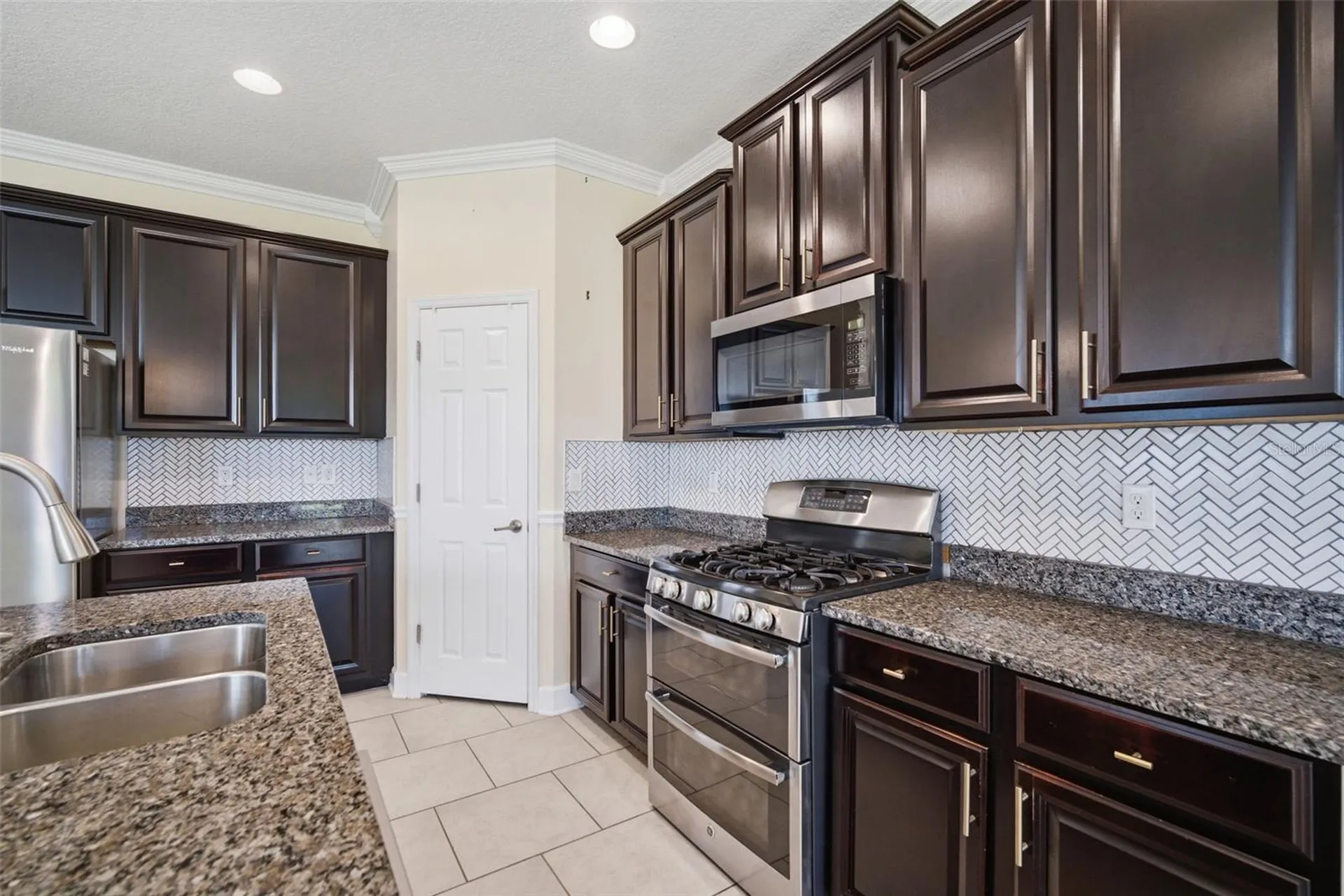 6926 Old Benton Drive Apollo Beach FL 33572