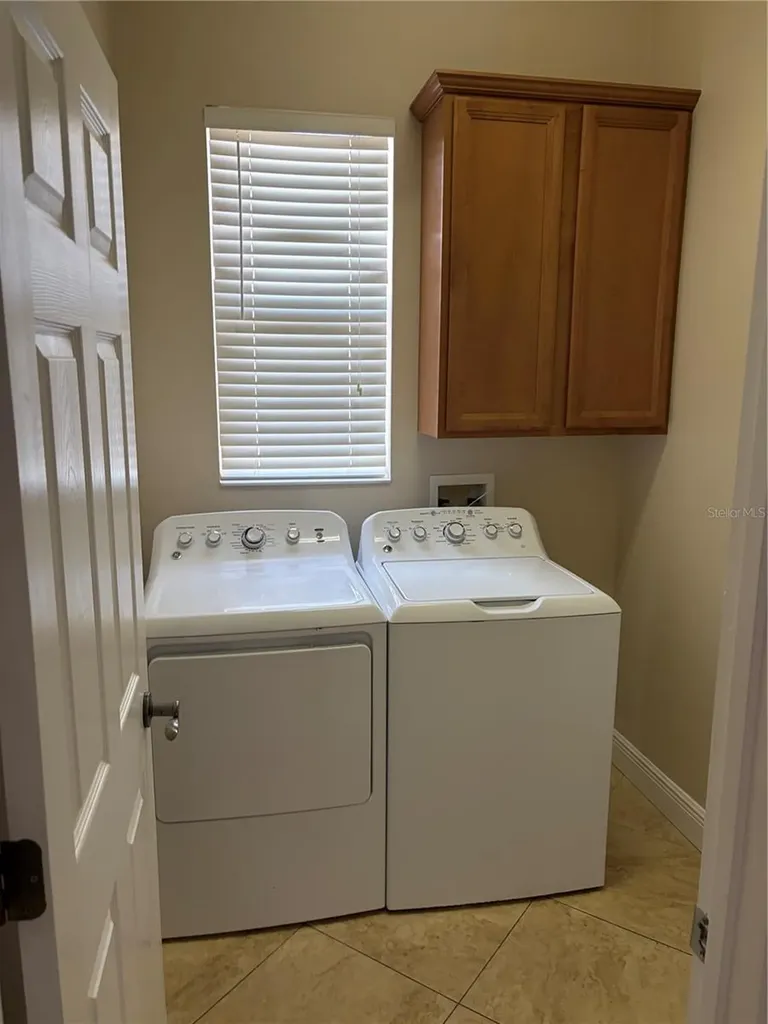7779 Arolla Pine Boulevard Sarasota FL 34240