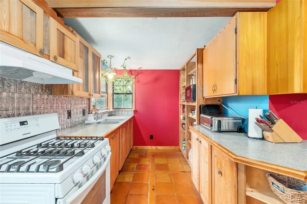 4912 NW 170th Street Alachua FL 32615