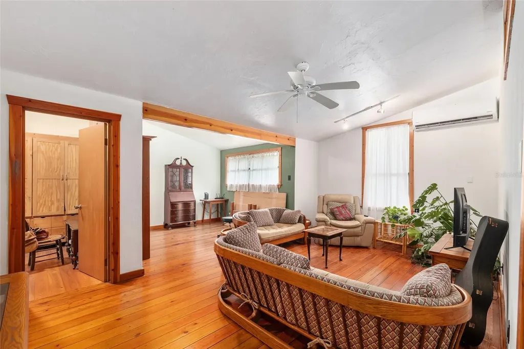4912 NW 170th Street Alachua FL 32615