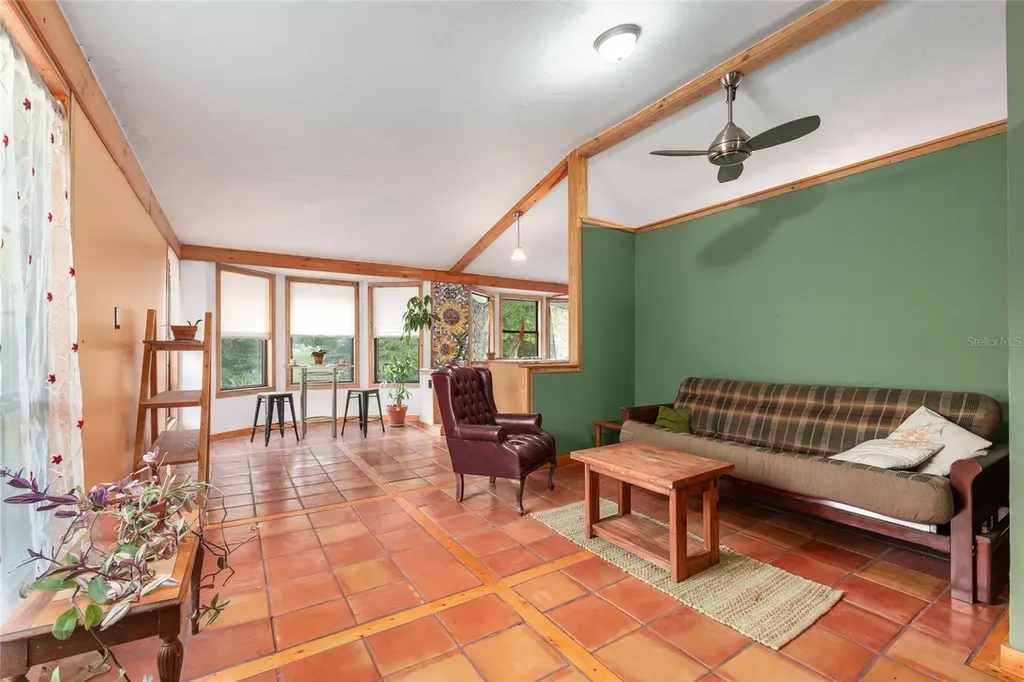 4912 NW 170th Street Alachua FL 32615
