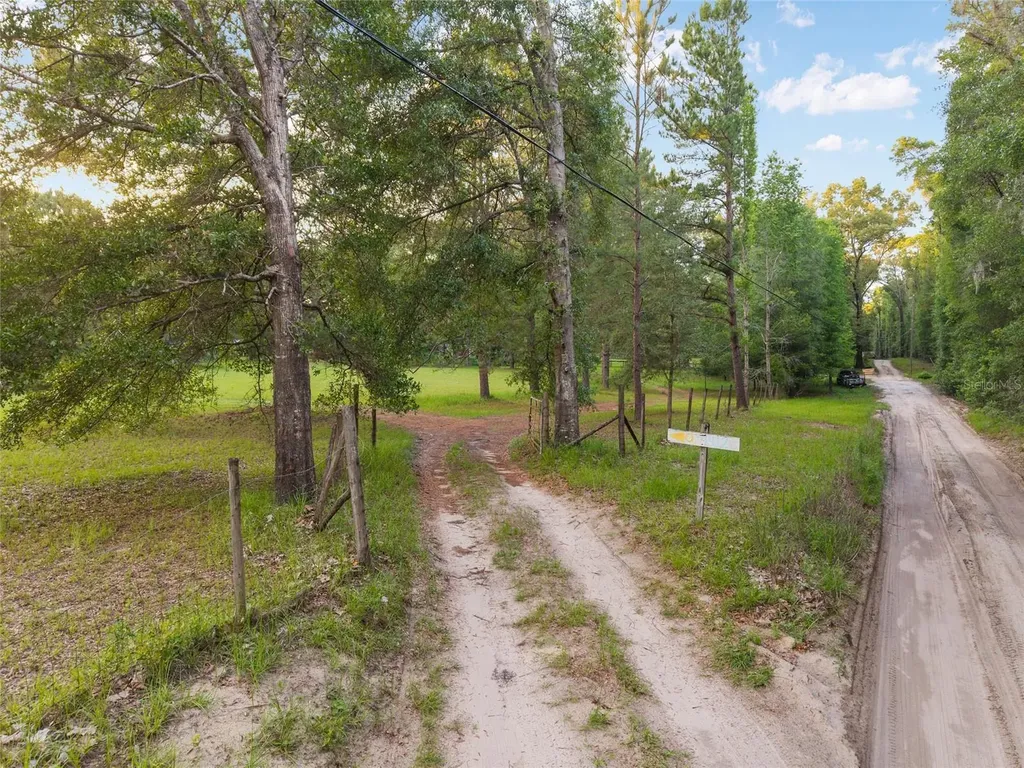 4912 NW 170th Street Alachua FL 32615