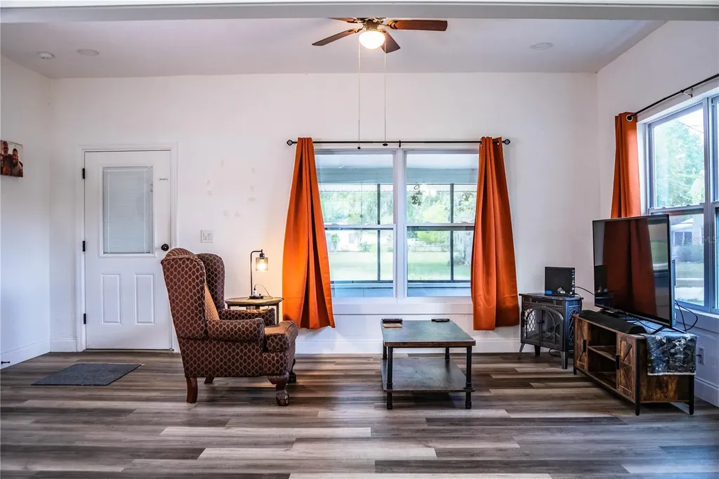 113 SE Pine Avenue Fort Meade FL 33841