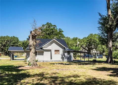 113 SE Pine Avenue Fort Meade FL 33841