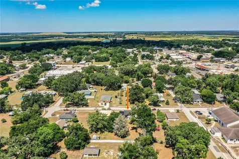 113 SE Pine Avenue Fort Meade FL 33841