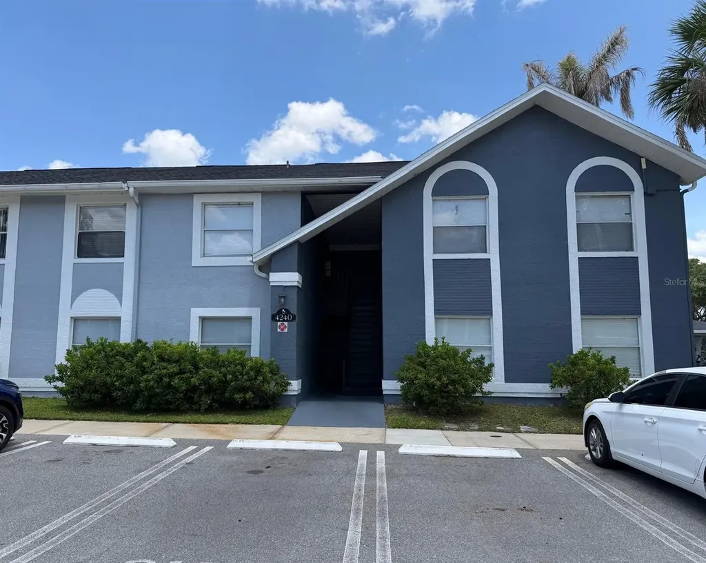 4240 Pershing Pointe Place Orlando FL 32822