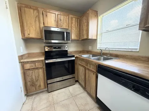 4240 Pershing Pointe Place Orlando FL 32822