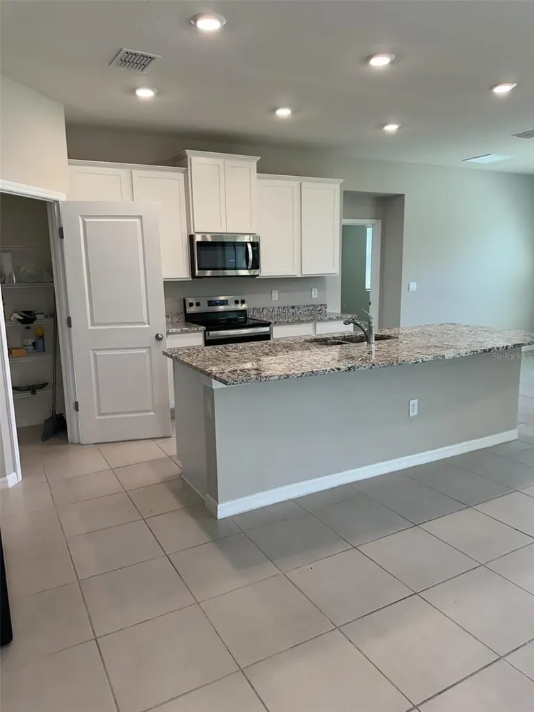 4970 NW 39th Loop Ocala FL 34482