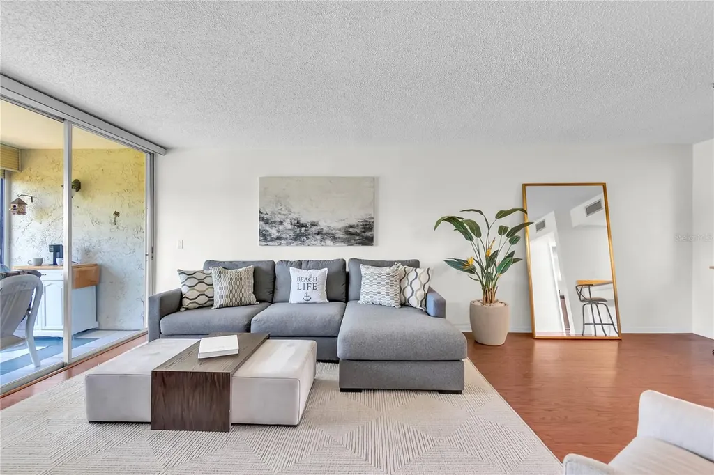 12200 Vonn Road Largo FL 33774
