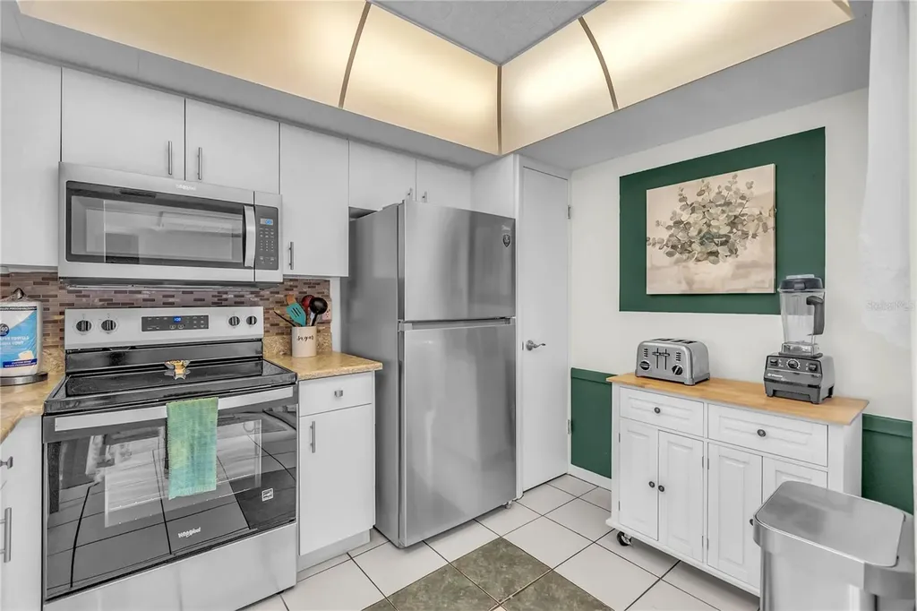 12200 Vonn Road Largo FL 33774
