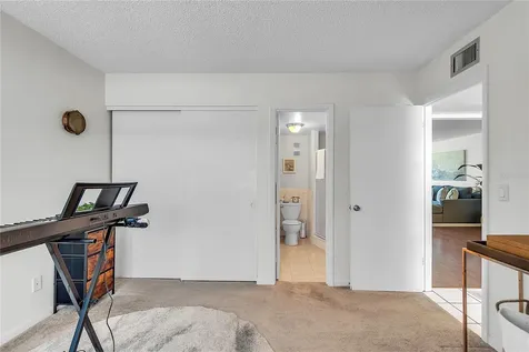 12200 Vonn Road Largo FL 33774