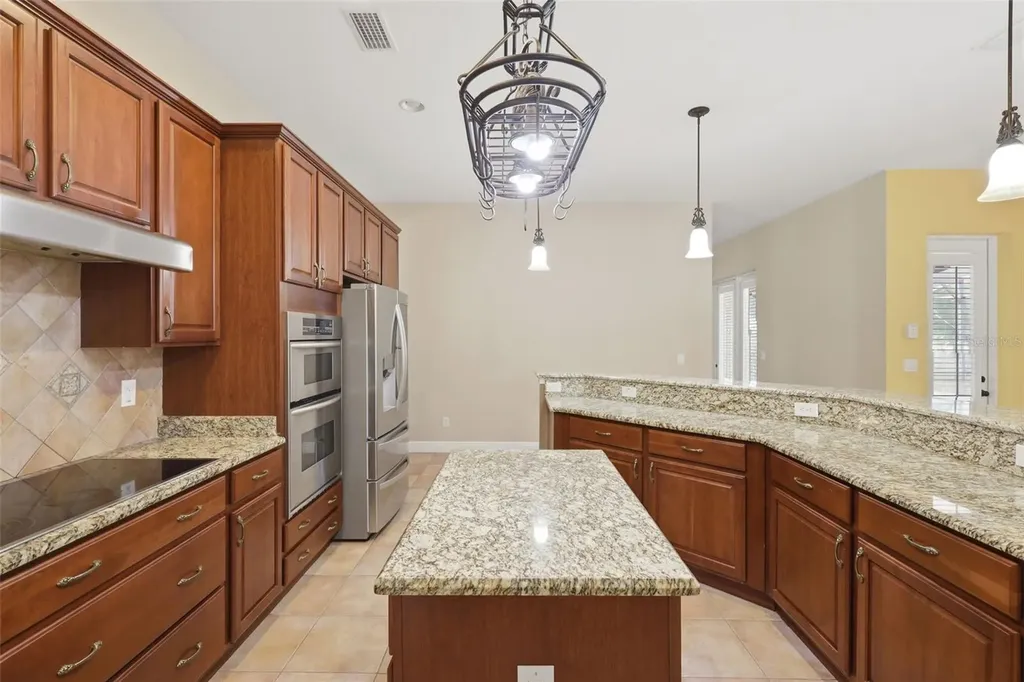 530 N Blue Lake Avenue Deland FL 32724
