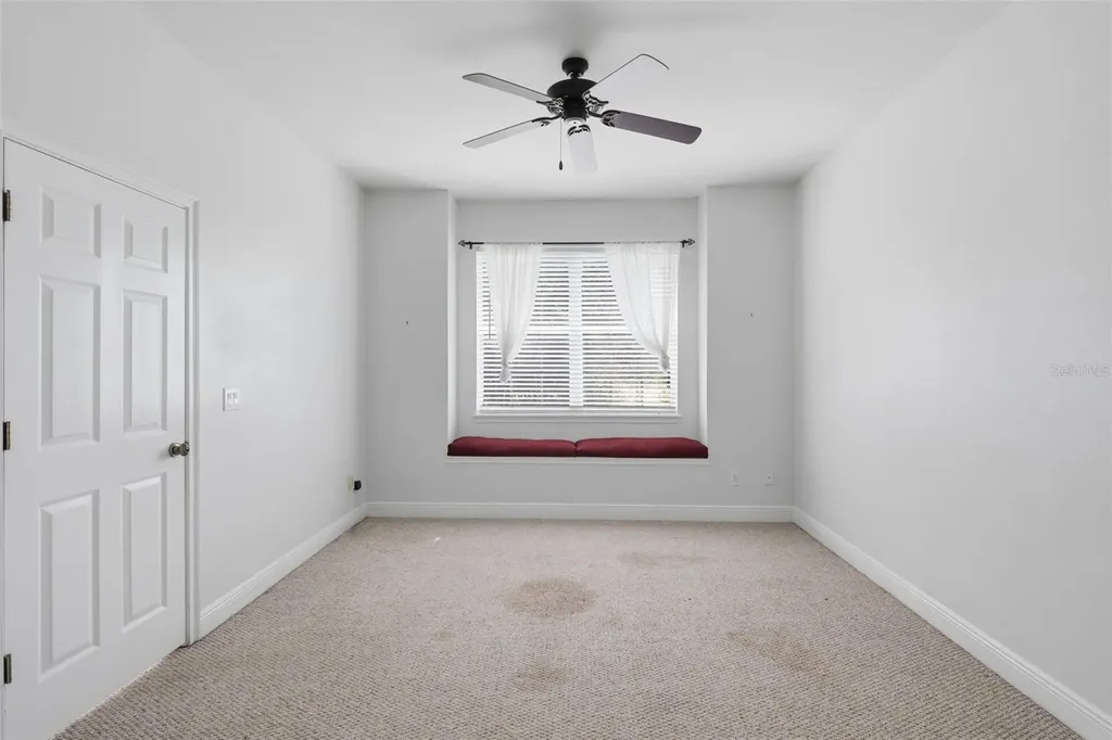 530 N Blue Lake Avenue Deland FL 32724