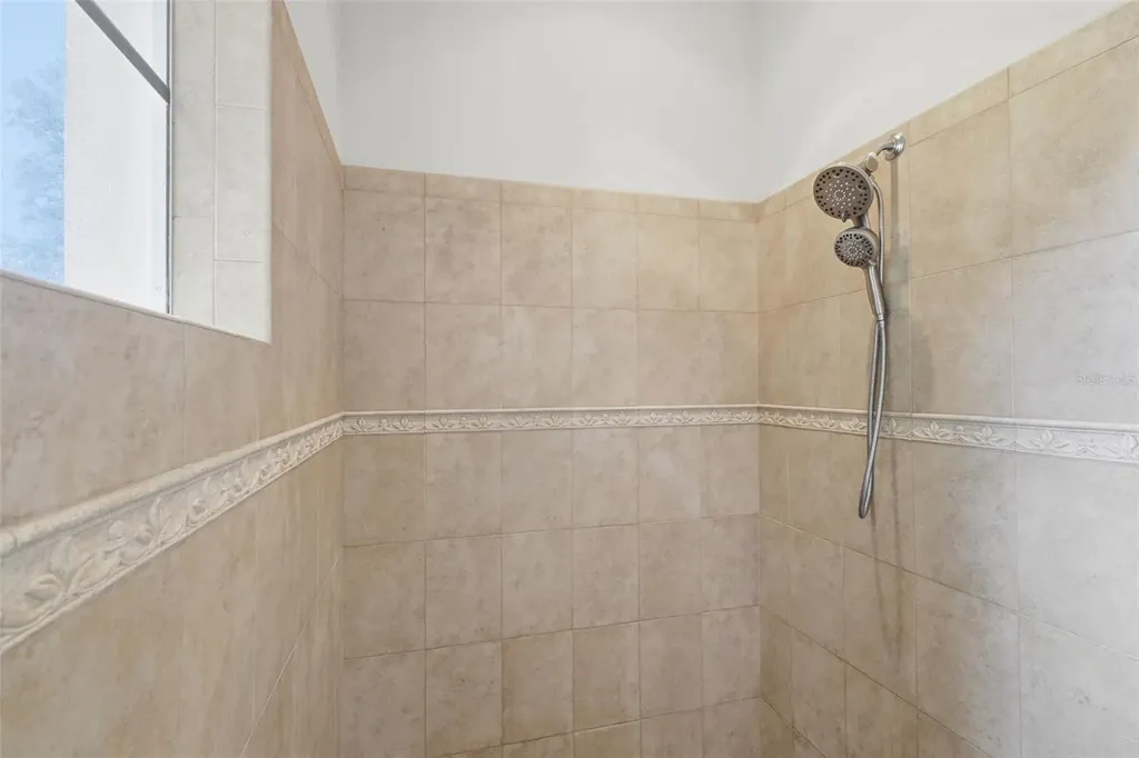 530 N Blue Lake Avenue Deland FL 32724