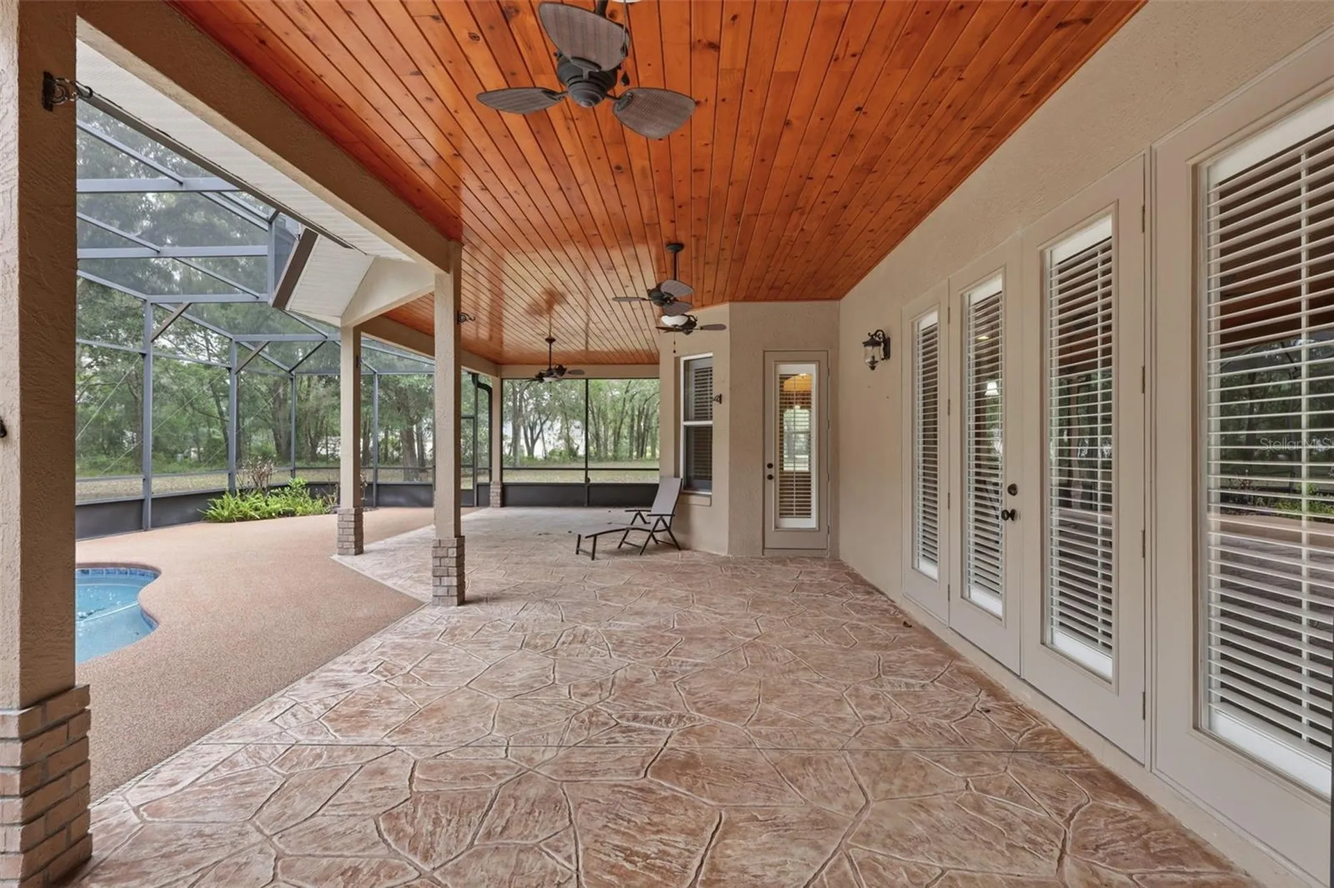 530 N Blue Lake Avenue Deland FL 32724