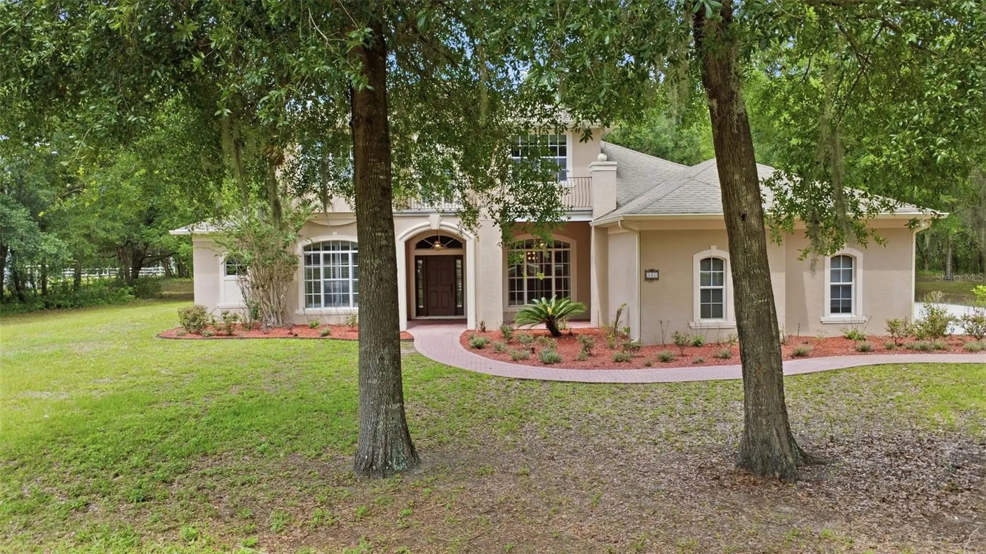 530 N Blue Lake Avenue Deland FL 32724