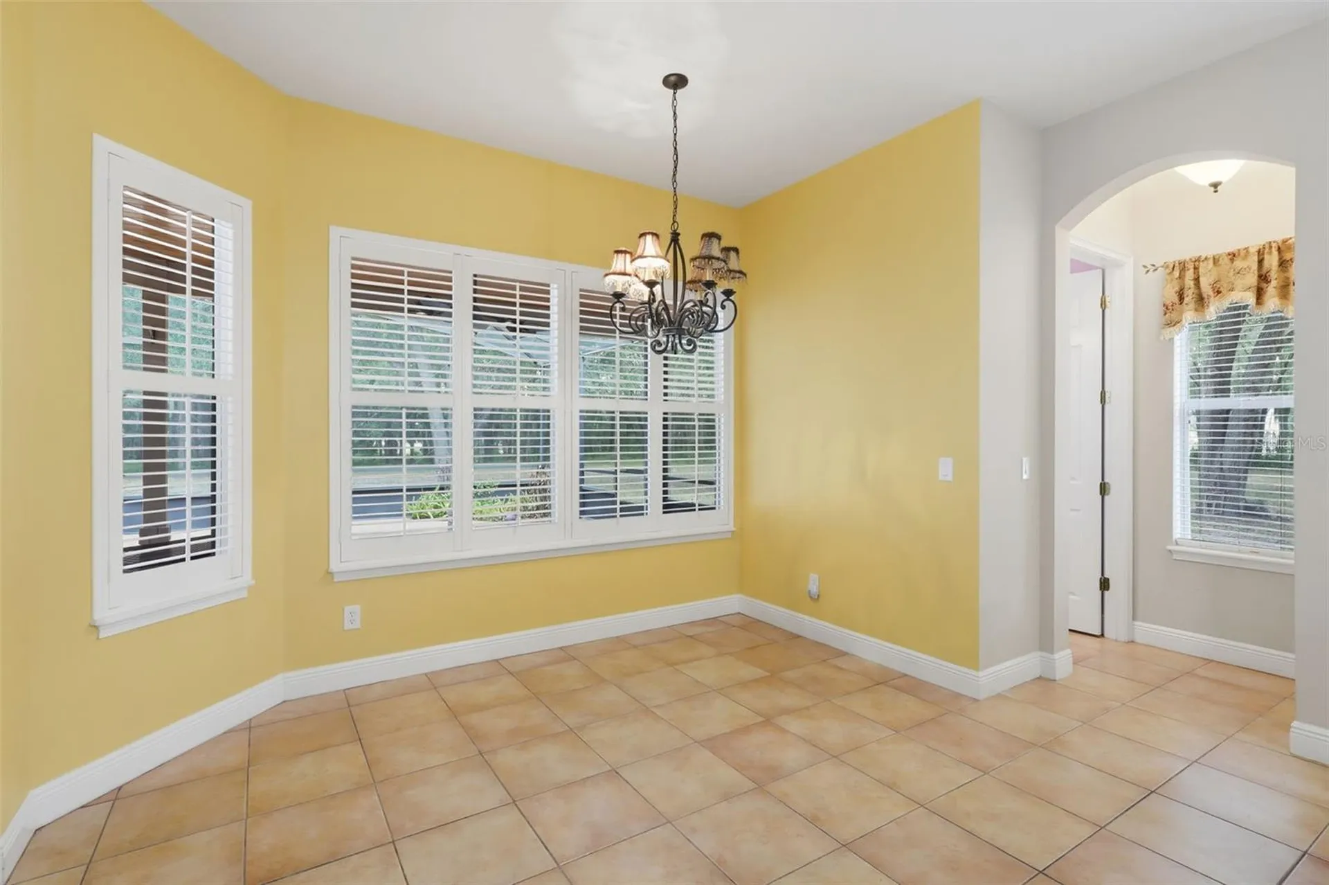 530 N Blue Lake Avenue Deland FL 32724