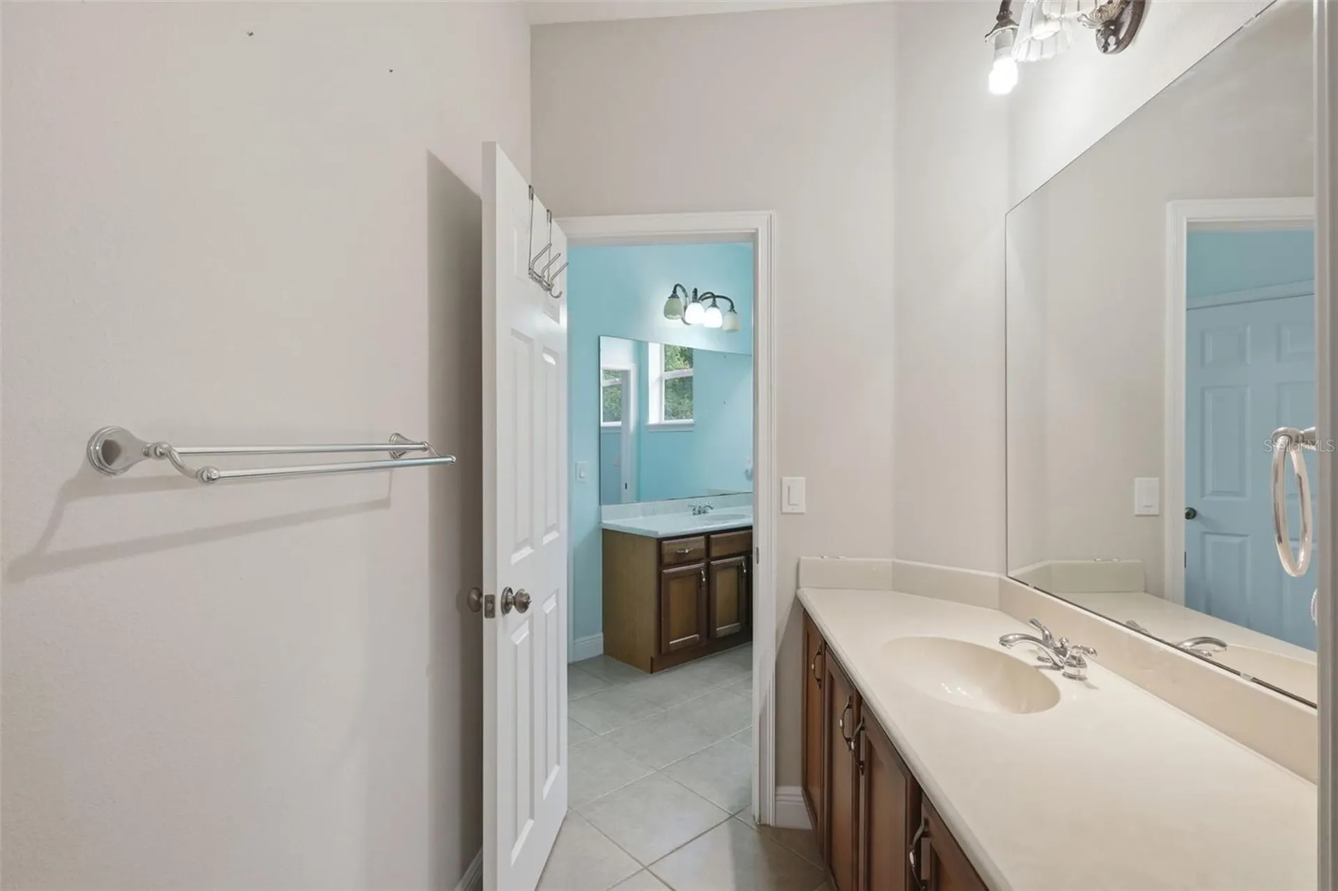 530 N Blue Lake Avenue Deland FL 32724