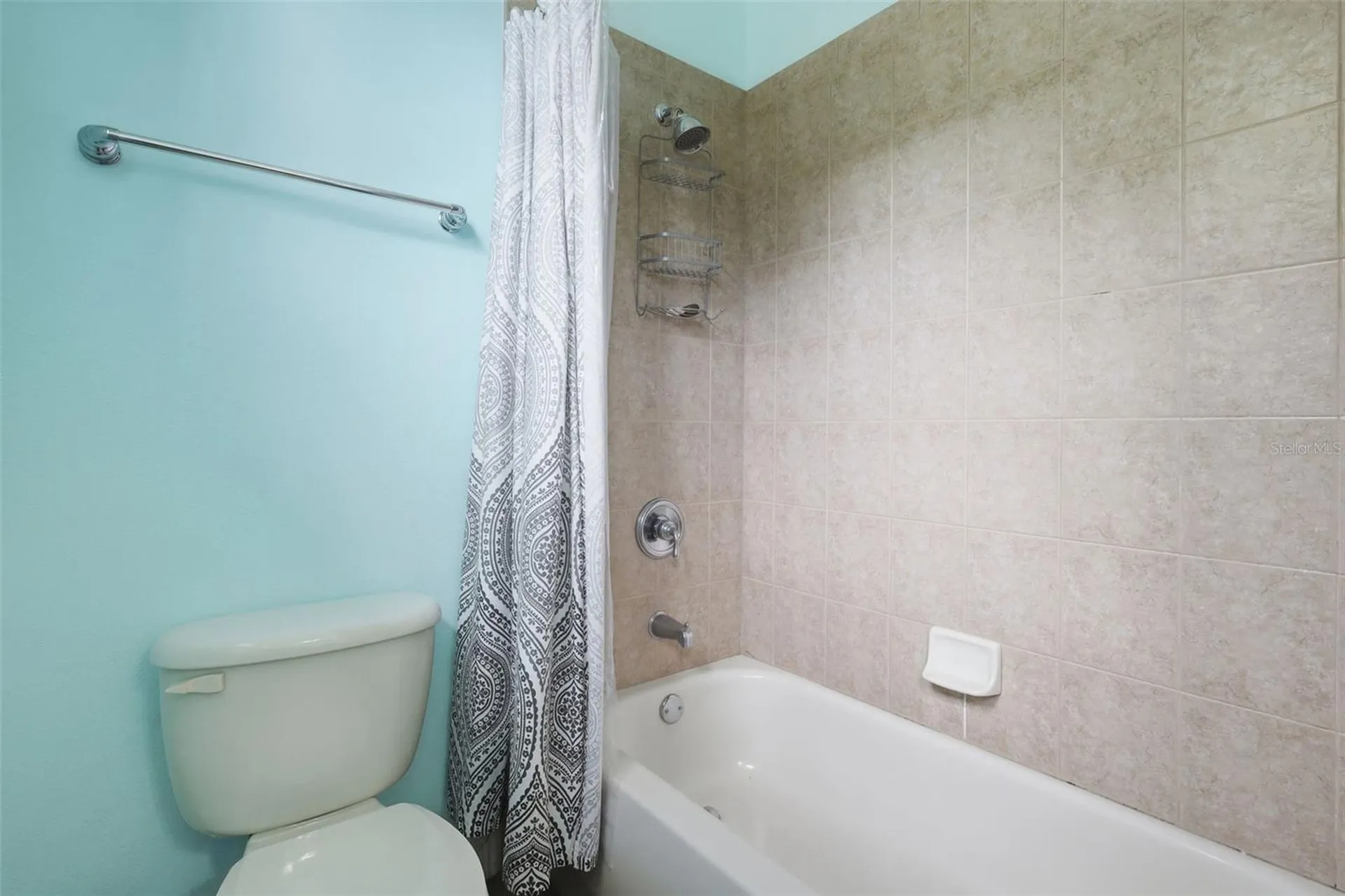 530 N Blue Lake Avenue Deland FL 32724