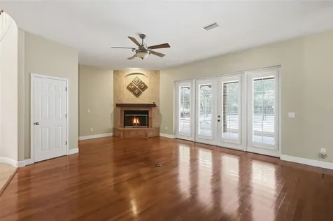 530 N Blue Lake Avenue Deland FL 32724