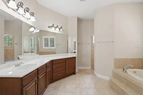 530 N Blue Lake Avenue Deland FL 32724