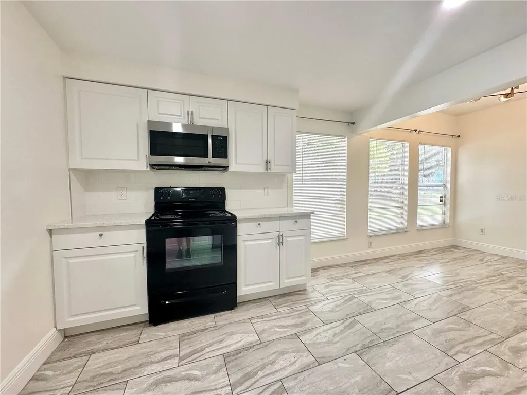 122 S Bulova Drive Apopka FL 32703