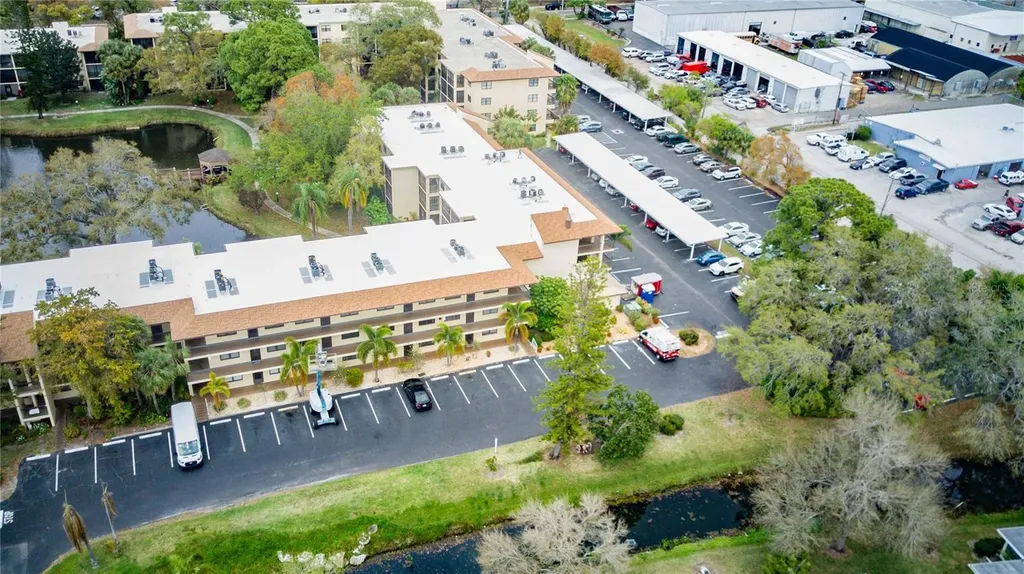 305 30th Avenue W Bradenton FL 34205