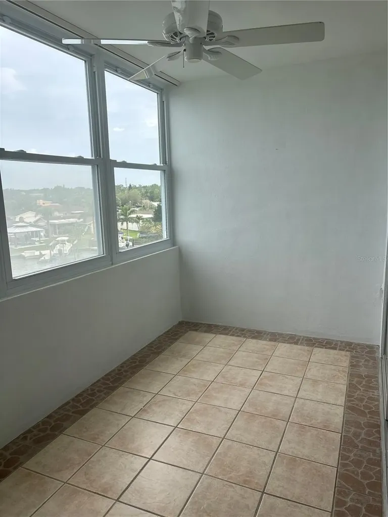 4725 Cove Circle St Petersburg FL 33708