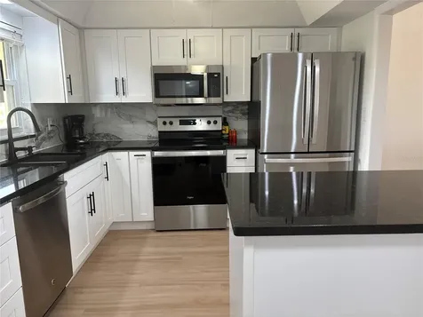 4725 Cove Circle St Petersburg FL 33708