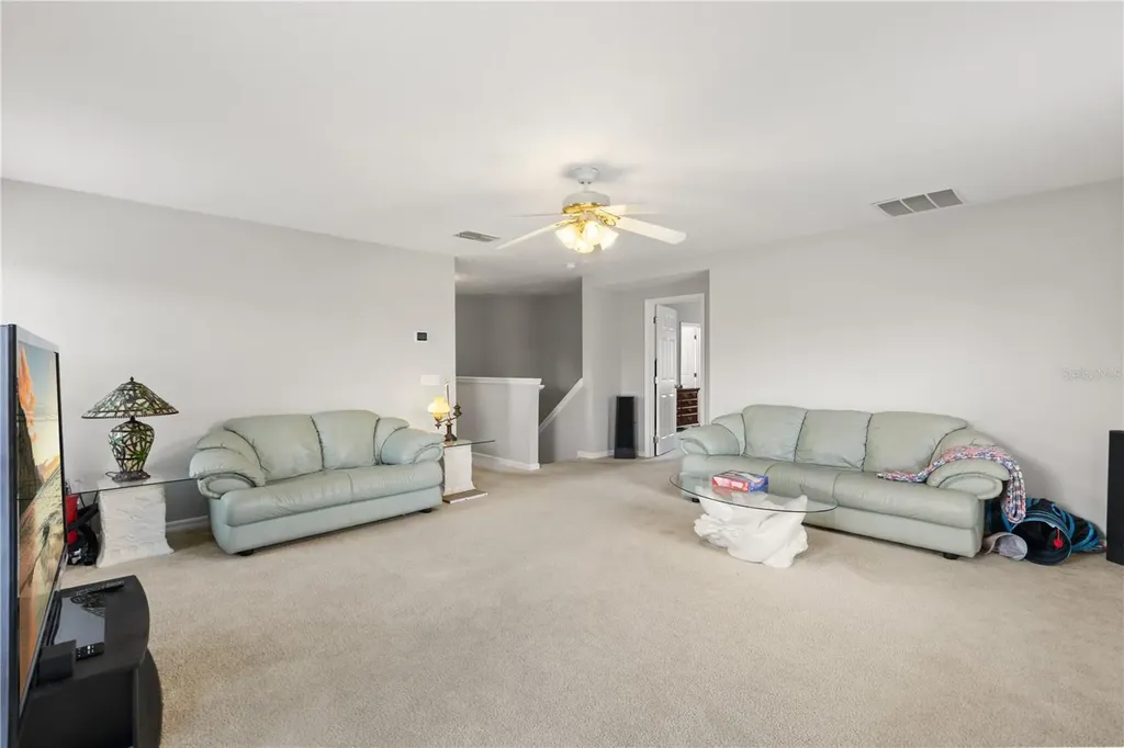 10048 Stratford Pointe Avenue Orlando FL 32832