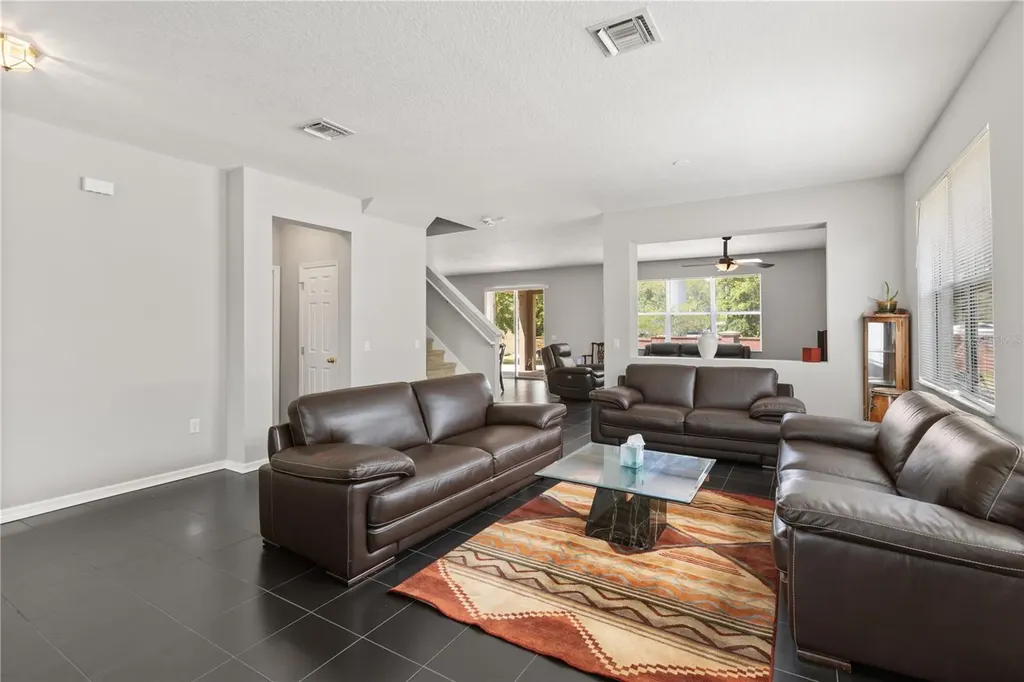 10048 Stratford Pointe Avenue Orlando FL 32832