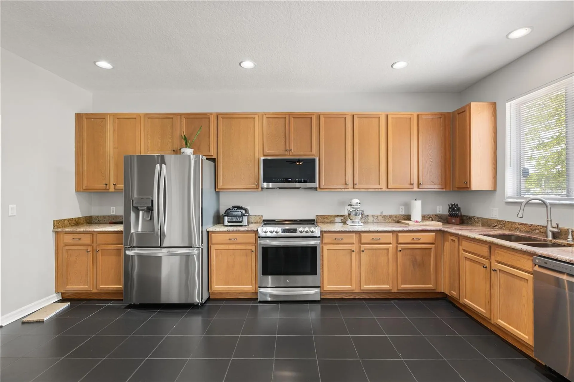 10048 Stratford Pointe Avenue Orlando FL 32832