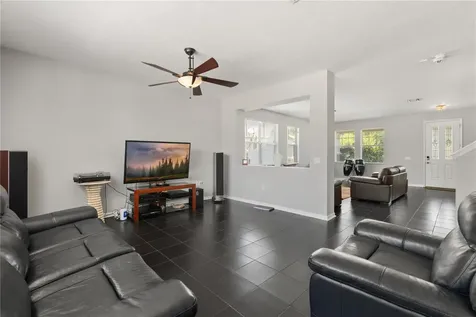 10048 Stratford Pointe Avenue Orlando FL 32832