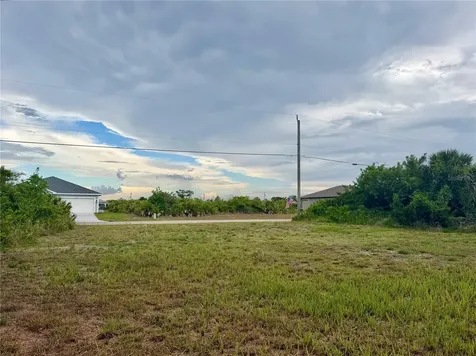 171 Wright Drive Rotonda West FL 33947
