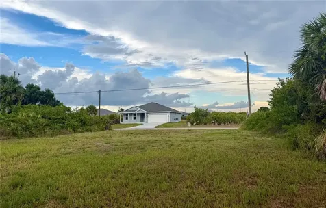 171 Wright Drive Rotonda West FL 33947