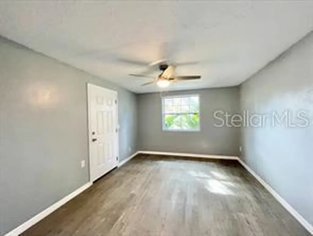 2342 Section Drive Apopka FL 32703