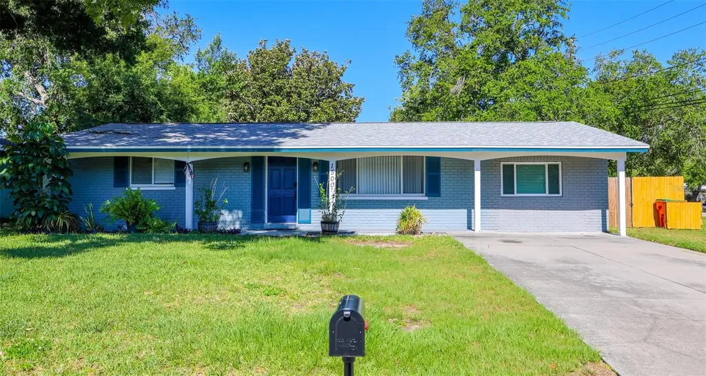 1500 Laurel Circle Clearwater FL 33756