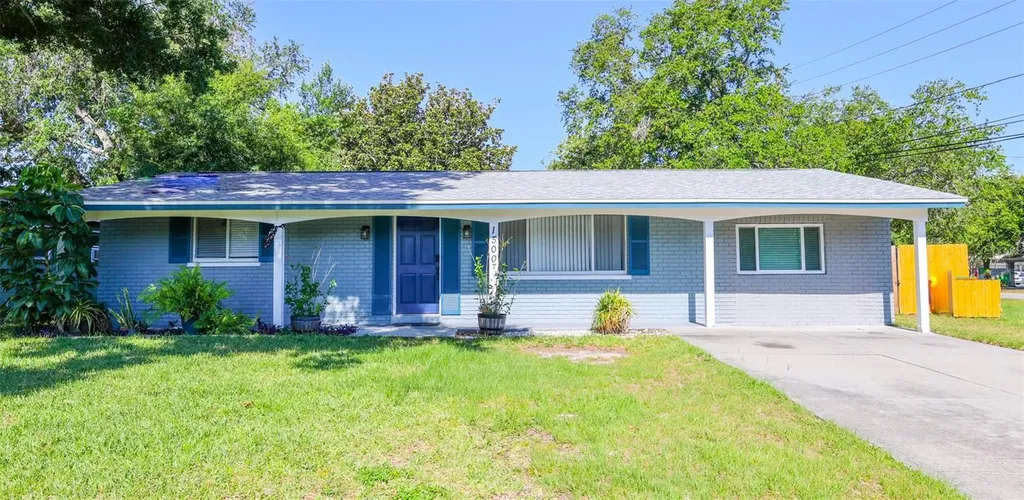1500 Laurel Circle Clearwater FL 33756