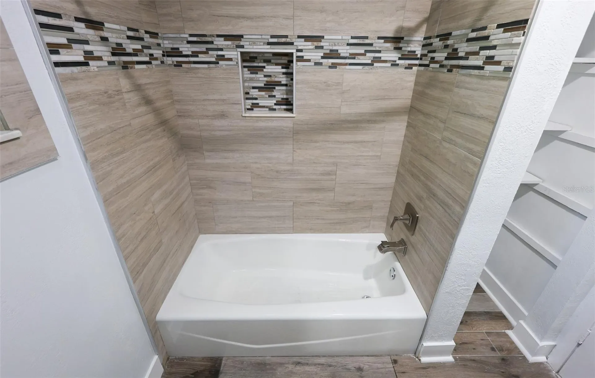 1500 Laurel Circle Clearwater FL 33756