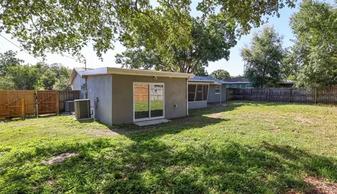 1500 Laurel Circle Clearwater FL 33756