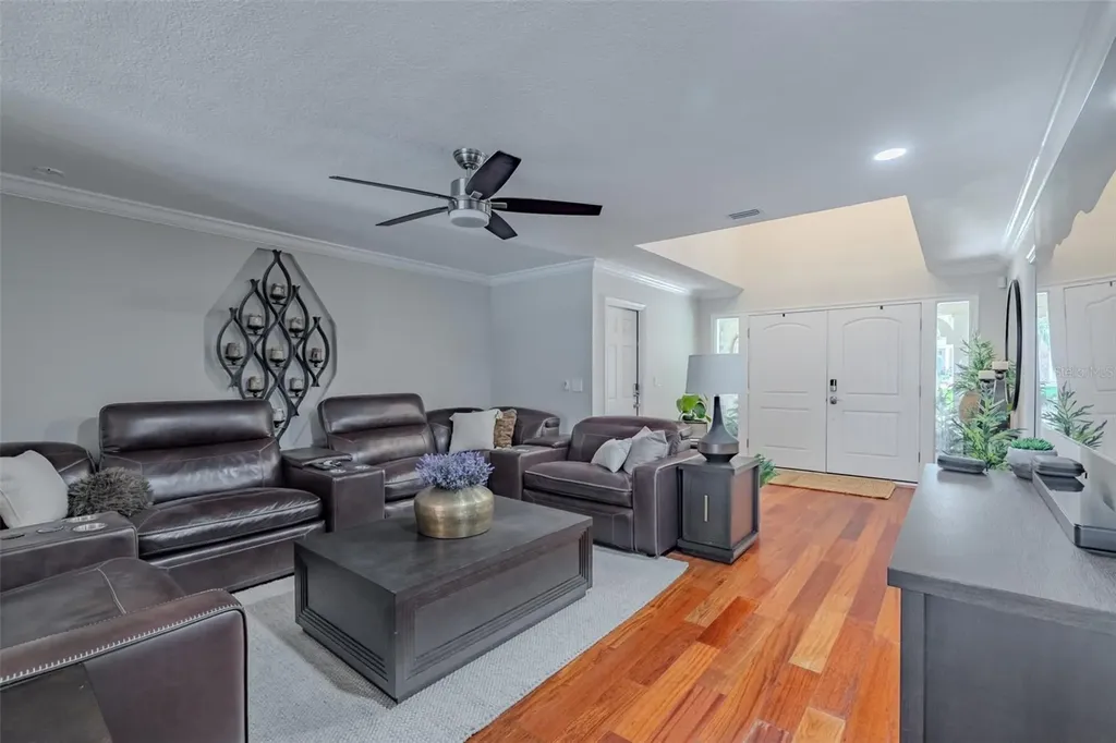 125 Barrington Drive Brandon FL 33511