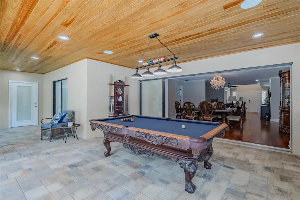 125 Barrington Drive Brandon FL 33511
