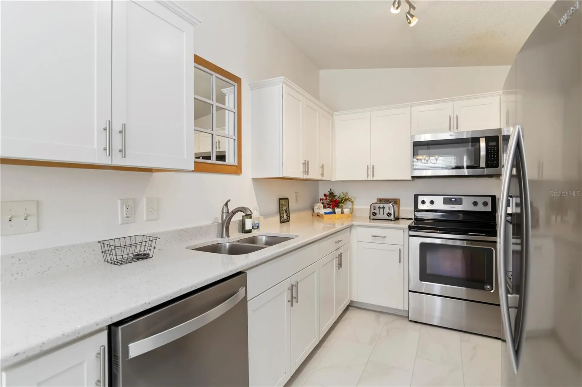 1883 Mova Street Sarasota FL 34231
