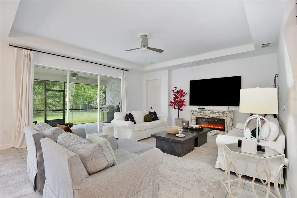 4648 Fairy Tale Circle Kissimmee FL 34746