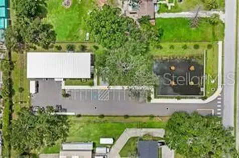 1102 S 82nd Street Tampa FL 33619