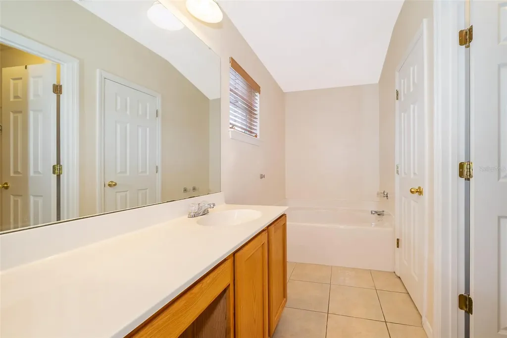 63 Jett Loop Apopka FL 32712