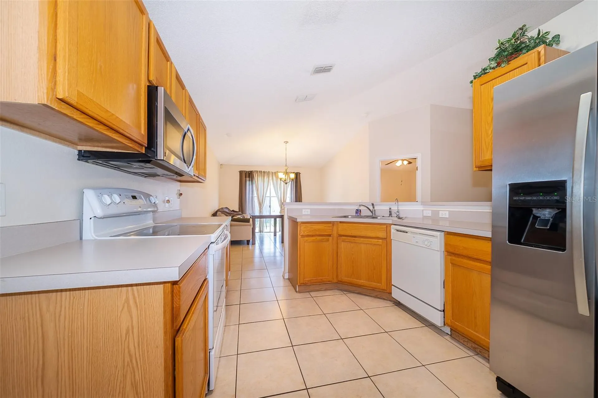 63 Jett Loop Apopka FL 32712