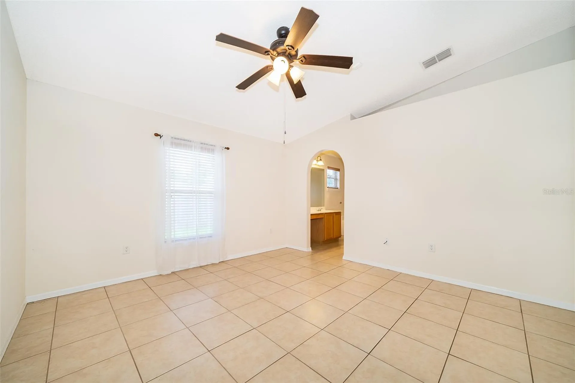 63 Jett Loop Apopka FL 32712