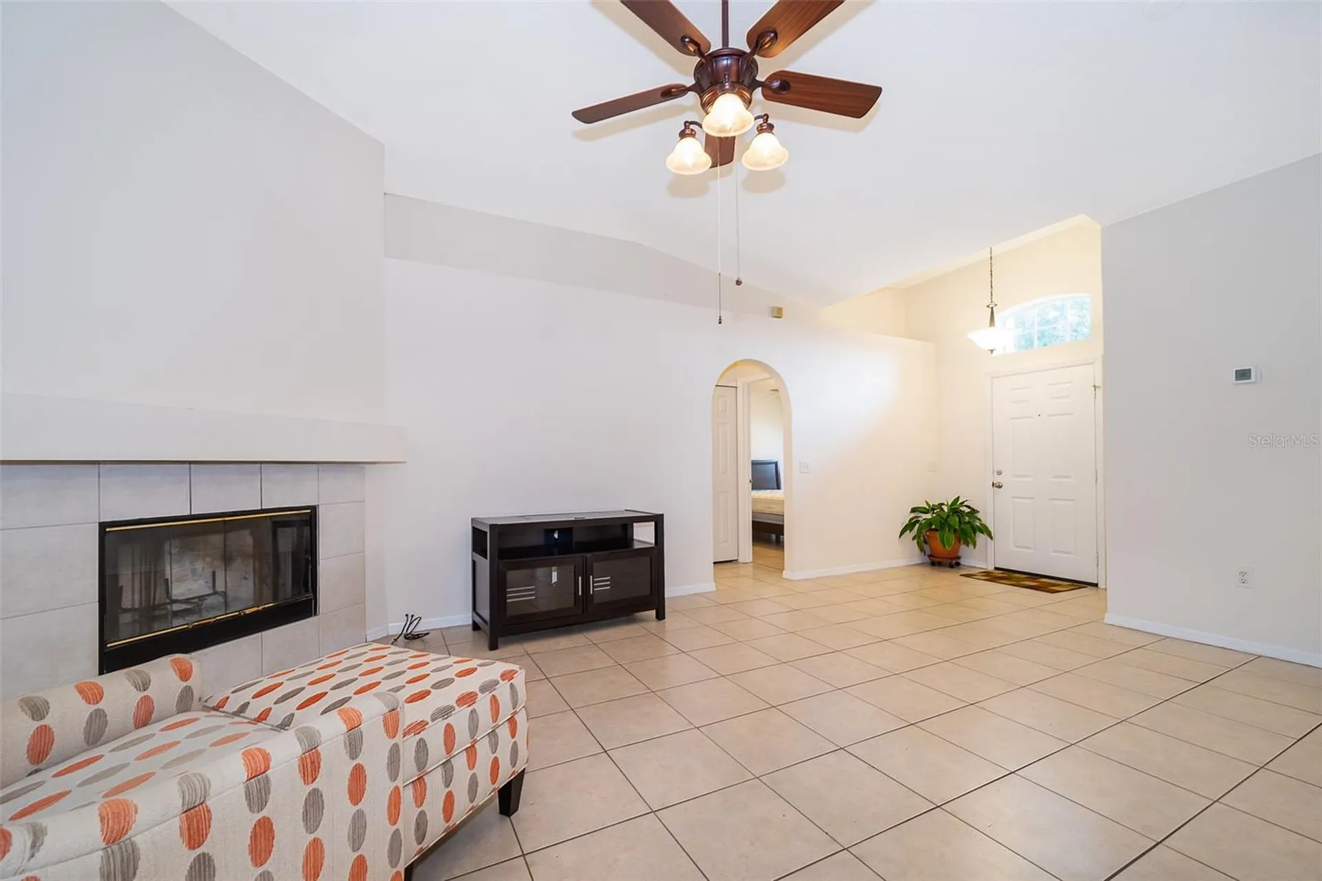 63 Jett Loop Apopka FL 32712
