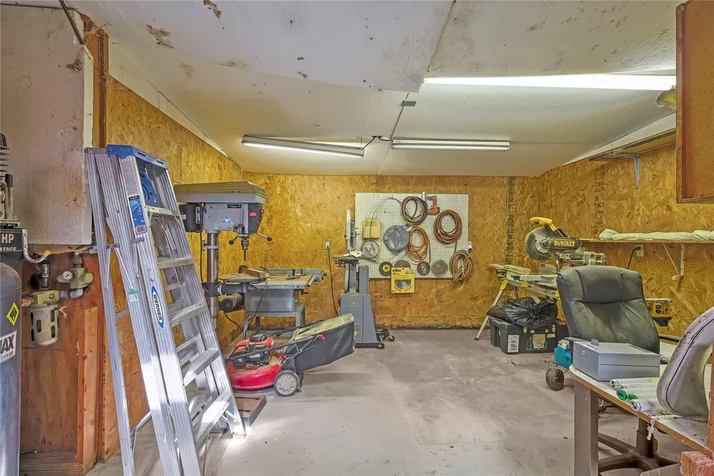 9160 W Kingston Drive Homosassa FL 34448